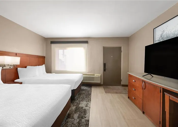 Travelodge * Parker