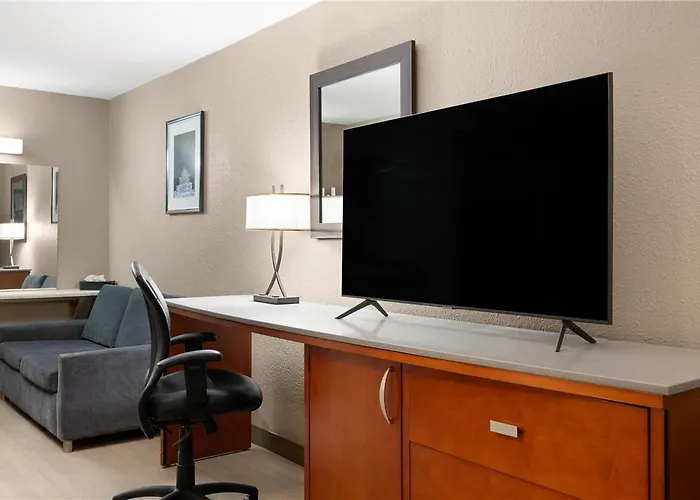 Travelodge Hotel